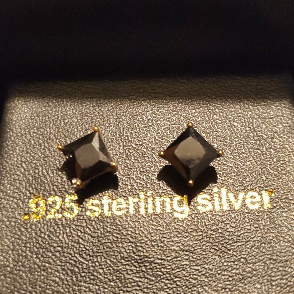 Black onyx earrings